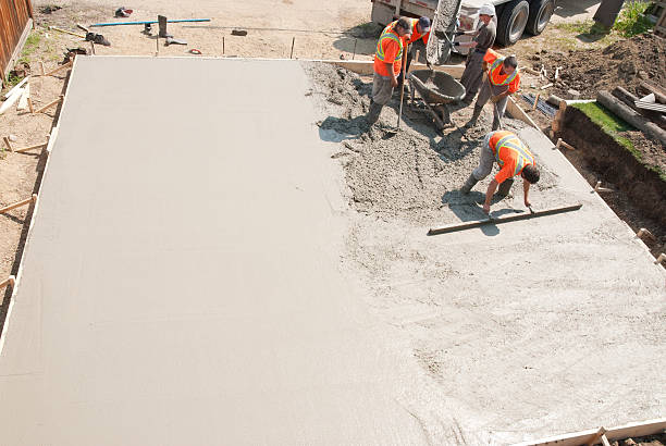 Best Concrete repair services  in De Smet, SD